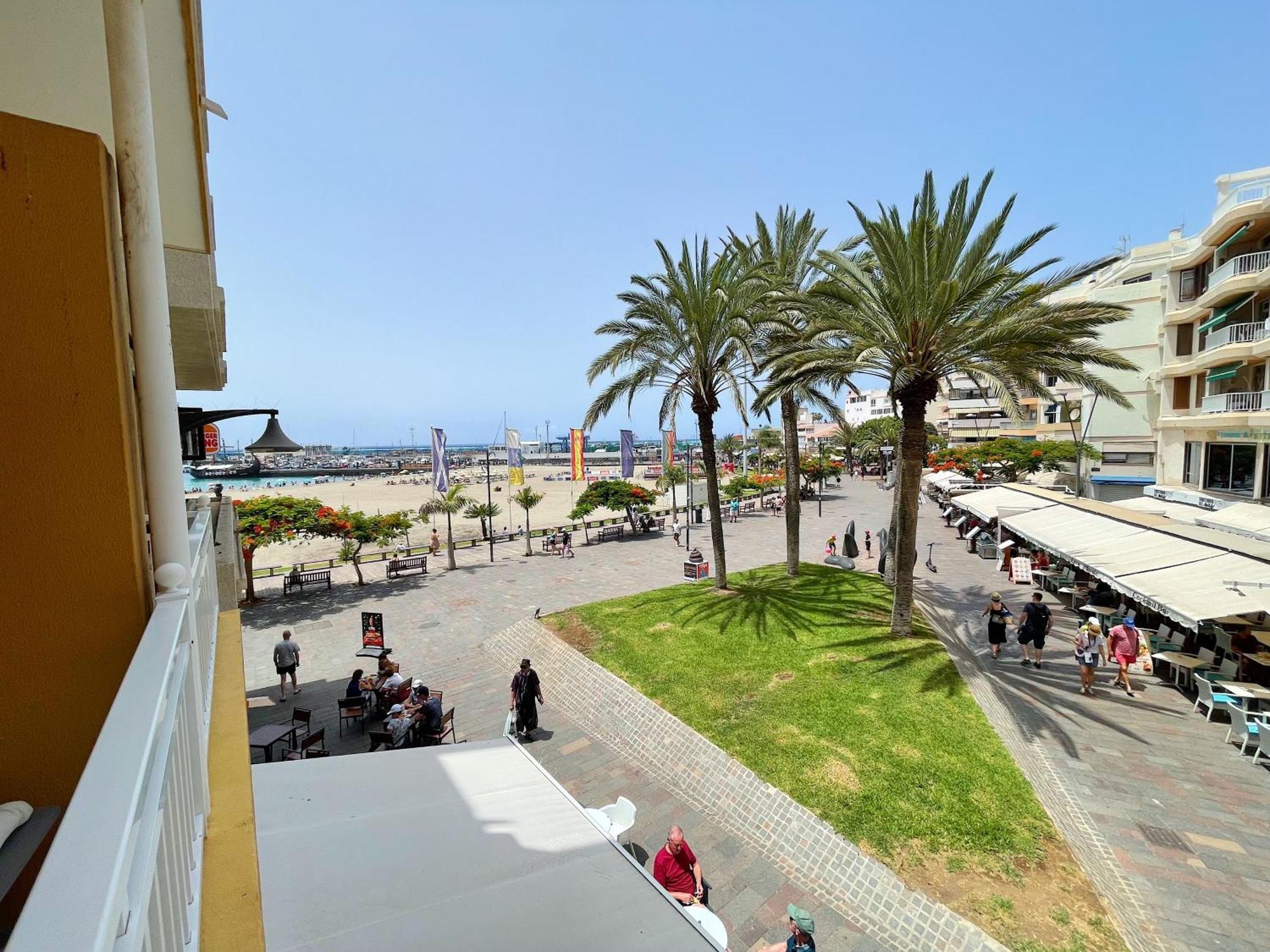Edificio Don Diego Los Cristianos  Exteriör bild